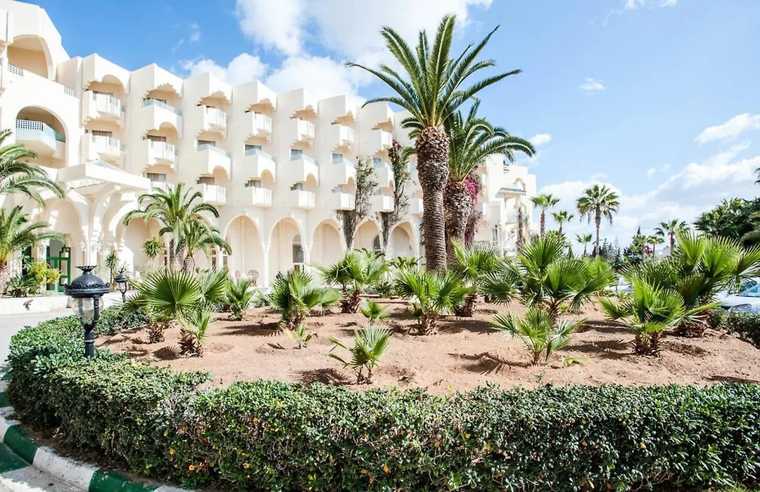 Novostar Nahrawess Thalasso Resort And Aquapark-1